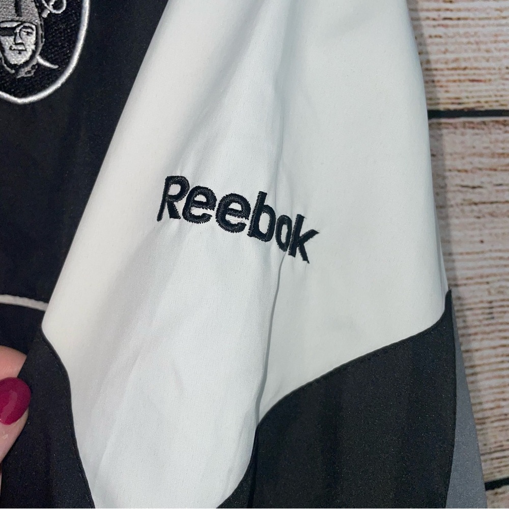 Vintage 90s Raiders Jacket - Picture 4 of 6